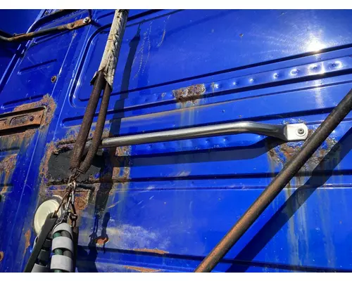 Volvo VNL Body, Misc. Parts