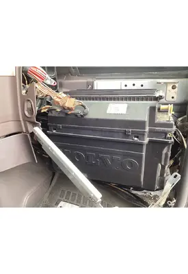 Volvo VNL Body, Misc. Parts