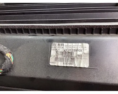 Volvo VNL Body, Misc. Parts