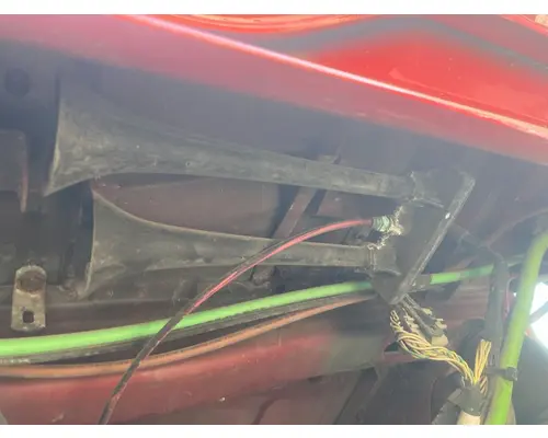 Volvo VNL Body, Misc. Parts