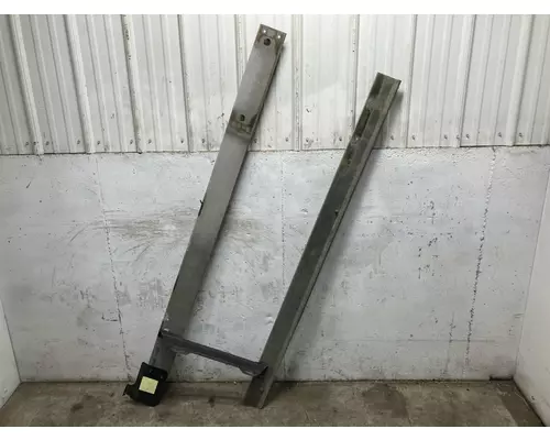 Volvo VNL Bracket, Chassis Fairing