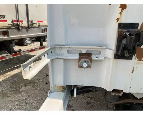 Volvo VNL Bracket, Fairing