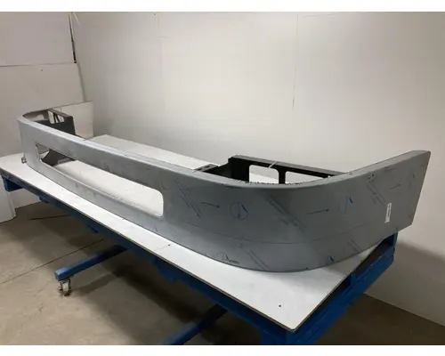Volvo VNL Bumper Assembly, Front