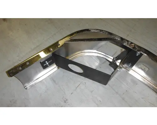 Volvo VNL Bumper Assembly, Front