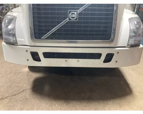 Volvo VNL Bumper Assembly, Front