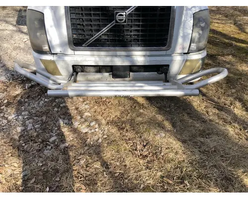 Volvo VNL Bumper Assembly, Front