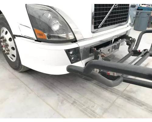 Volvo VNL Bumper Assembly, Front