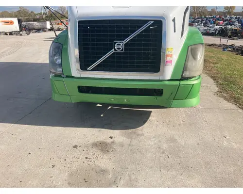 Volvo VNL Bumper Assembly, Front