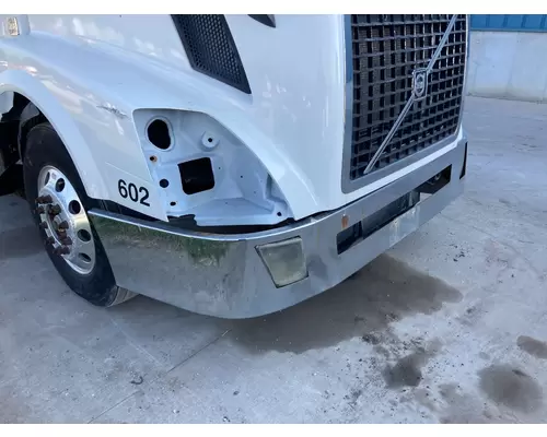 Volvo VNL Bumper Assembly, Front