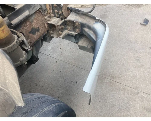 Volvo VNL Bumper Assembly, Front