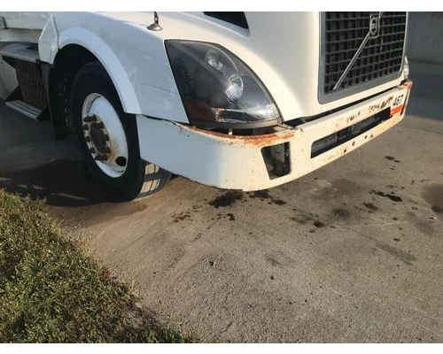 Volvo VNL Bumper Assembly, Front