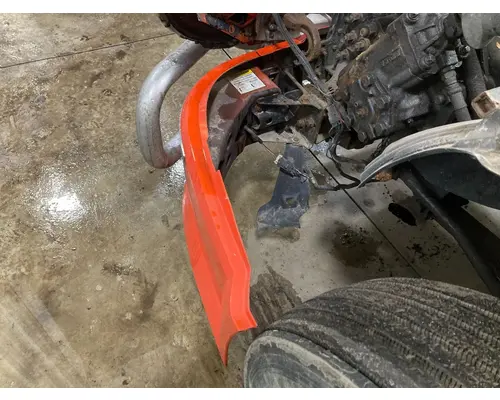 Volvo VNL Bumper Assembly, Front