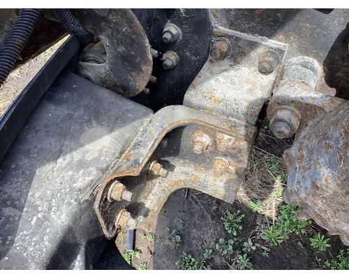 Volvo VNL Bumper Assembly, Front