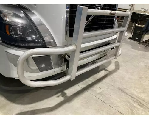 Volvo VNL Bumper Assembly, Front