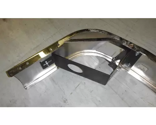 Volvo VNL Bumper Assembly, Front