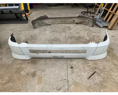 Volvo VNL Bumper Assembly, Front