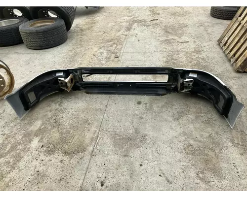 Volvo VNL Bumper Assembly, Front