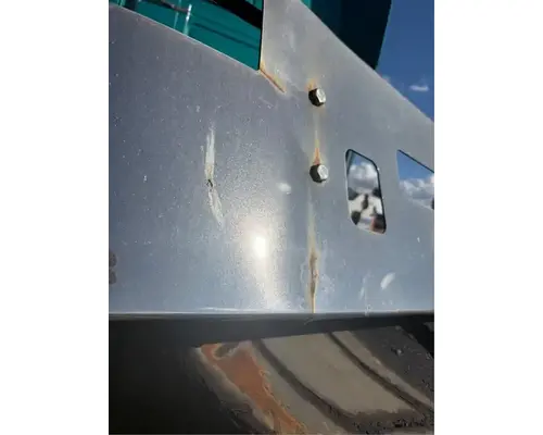 Volvo VNL Bumper Assembly, Front