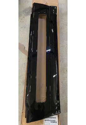 Volvo VNL Bumper Assembly, Front