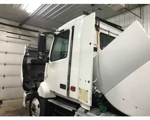 Volvo VNL Cab Assembly