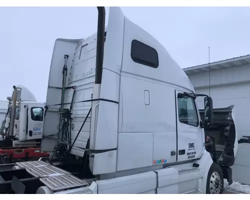 Volvo VNL Cab Assembly