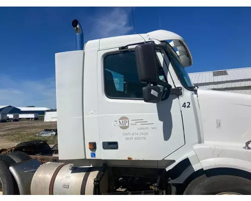 Volvo VNL Cab Assembly