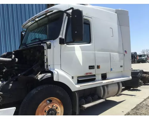 Volvo VNL Cab Assembly