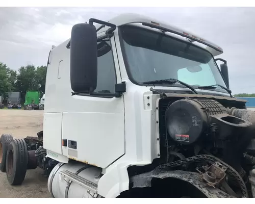 Volvo VNL Cab Assembly