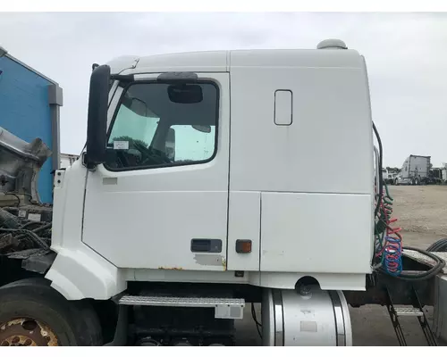 Volvo VNL Cab Assembly