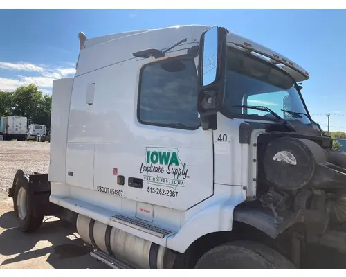 Volvo VNL Cab Assembly
