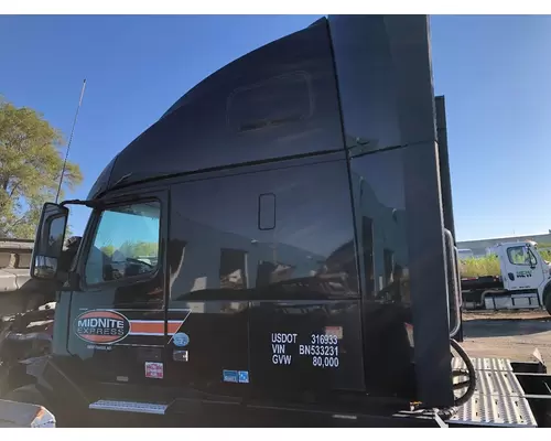 Volvo VNL Cab Assembly