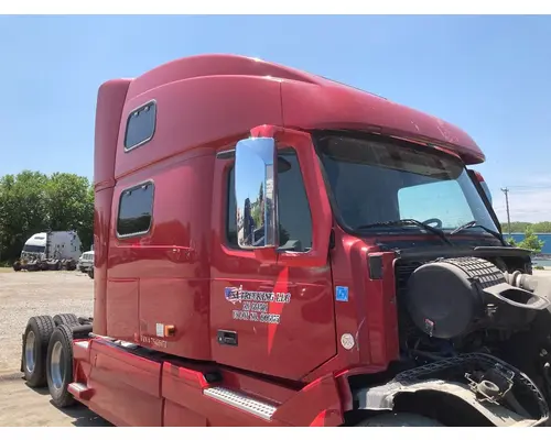 Volvo VNL Cab Assembly