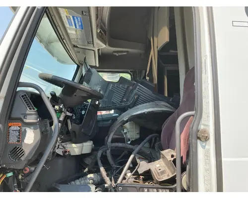 Volvo VNL Cab Assembly