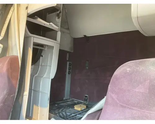 Volvo VNL Cab Assembly