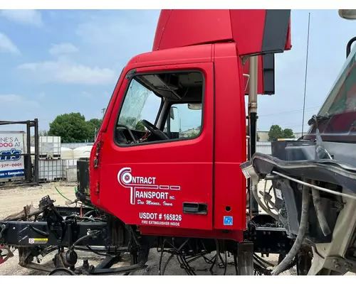 Volvo VNL Cab Assembly