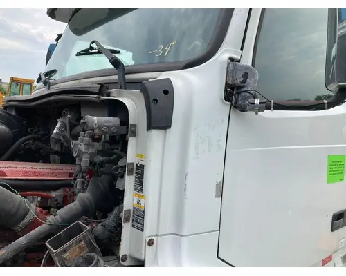Volvo VNL Cab Assembly
