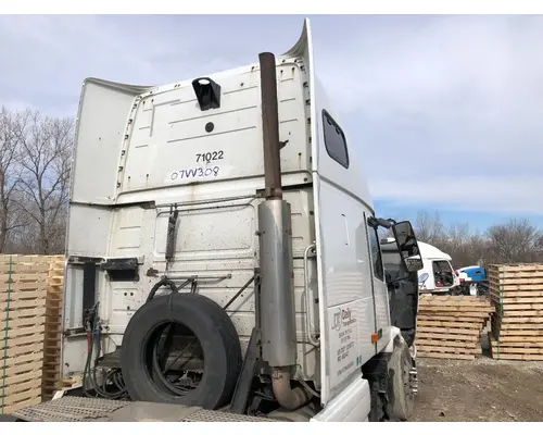Volvo VNL Cab Assembly
