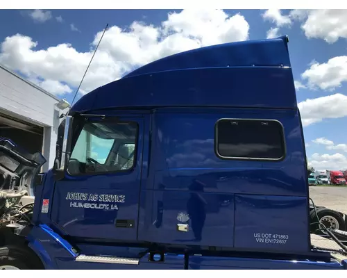 Volvo VNL Cab Assembly