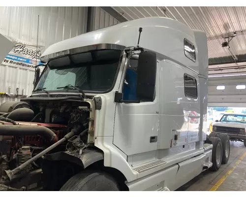 Volvo VNL Cab Assembly