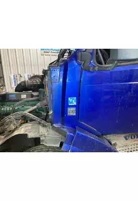 Volvo VNL Cab Assembly