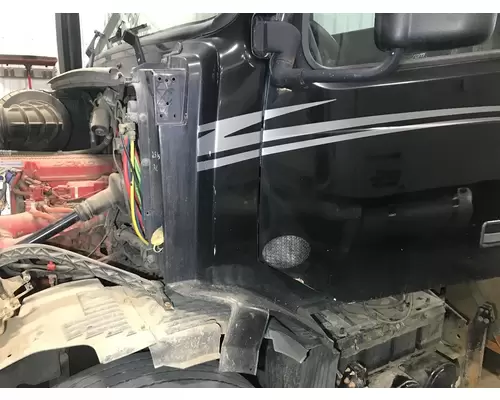 Volvo VNL Cab Assembly