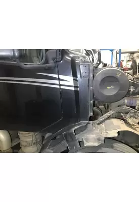 Volvo VNL Cab Assembly