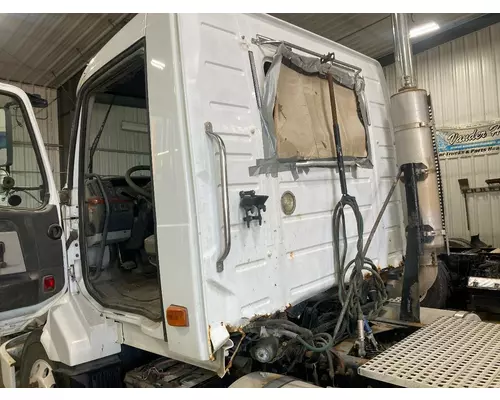Volvo VNL Cab Assembly