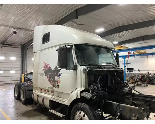 Volvo VNL Cab Assembly