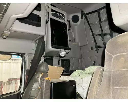 Volvo VNL Cab Assembly