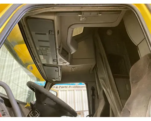 Volvo VNL Cab Assembly