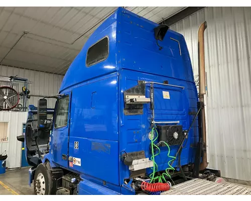 Volvo VNL Cab Assembly