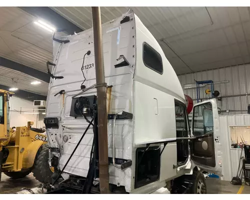 Volvo VNL Cab Assembly