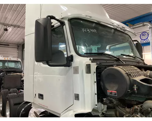 Volvo VNL Cab Assembly