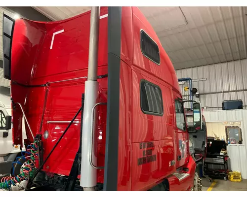 Volvo VNL Cab Assembly